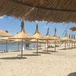Seaside Piano Bar Apartment Mamaia