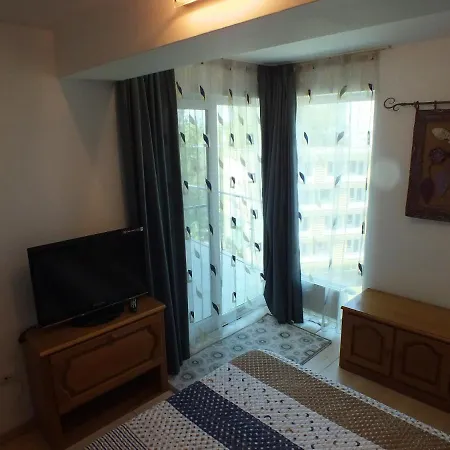 Apartment Seaside Piano Bar Mamaia