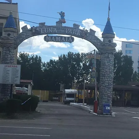 Seaside Piano Bar Apartment Mamaia