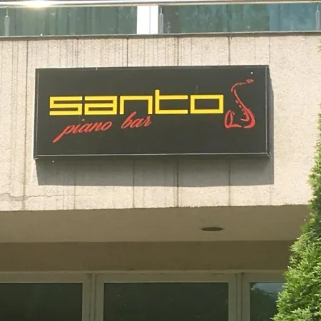 Seaside Piano Bar
