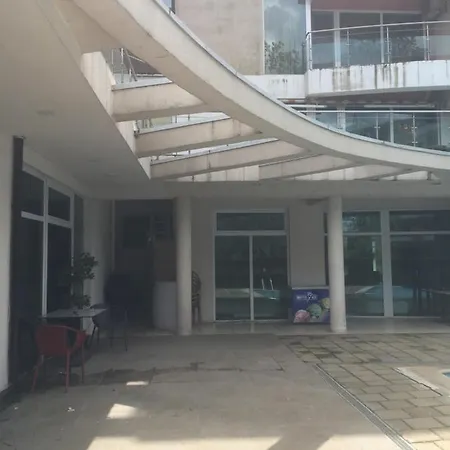 Seaside Piano Bar Apartment
