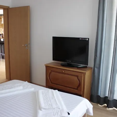 Seaside Piano Bar Apartman *